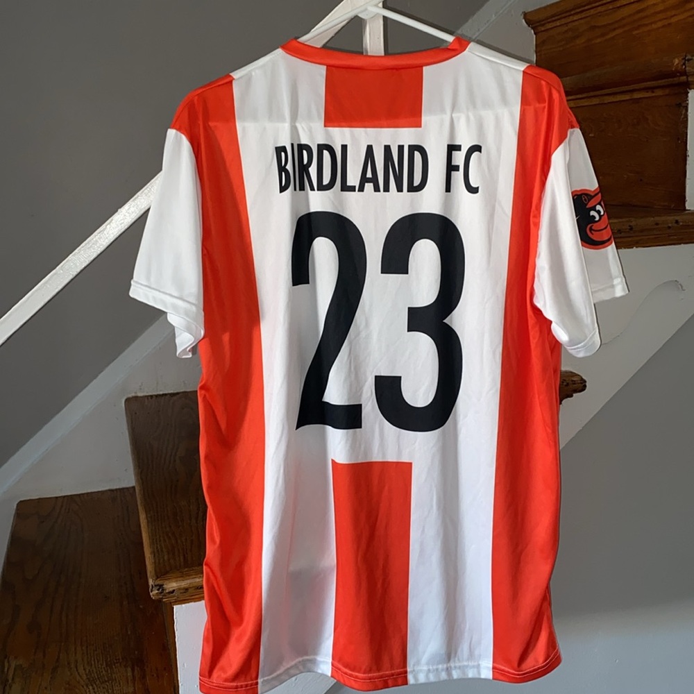 Baltimore Orioles 2023 Birdland FC Soccer Short Sleeve Jersey Shirt Size XLarge - Picture 4 of 6